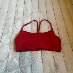 Vuori All The Feels Bra, Scarlet, Size Small
